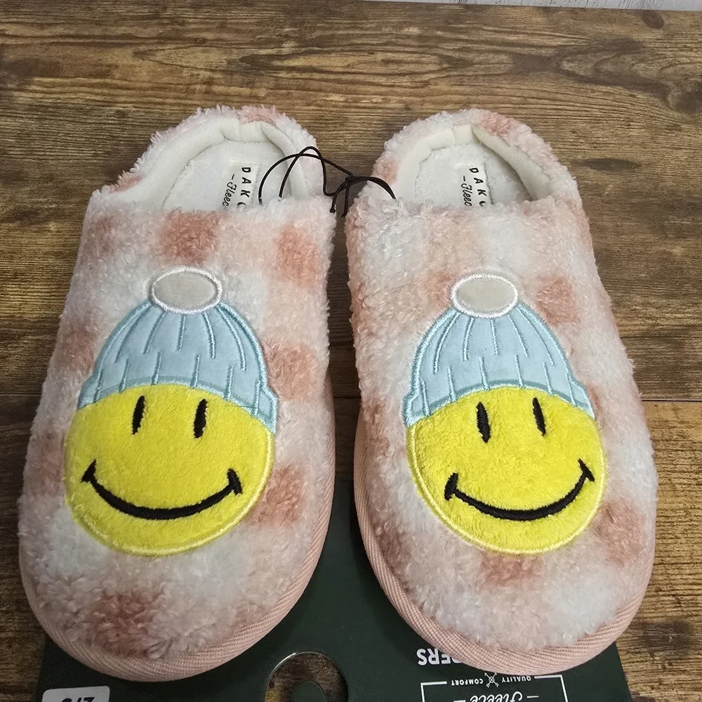 New Dakota Fleece Girls Smiley Slippers Size Large 2/3
